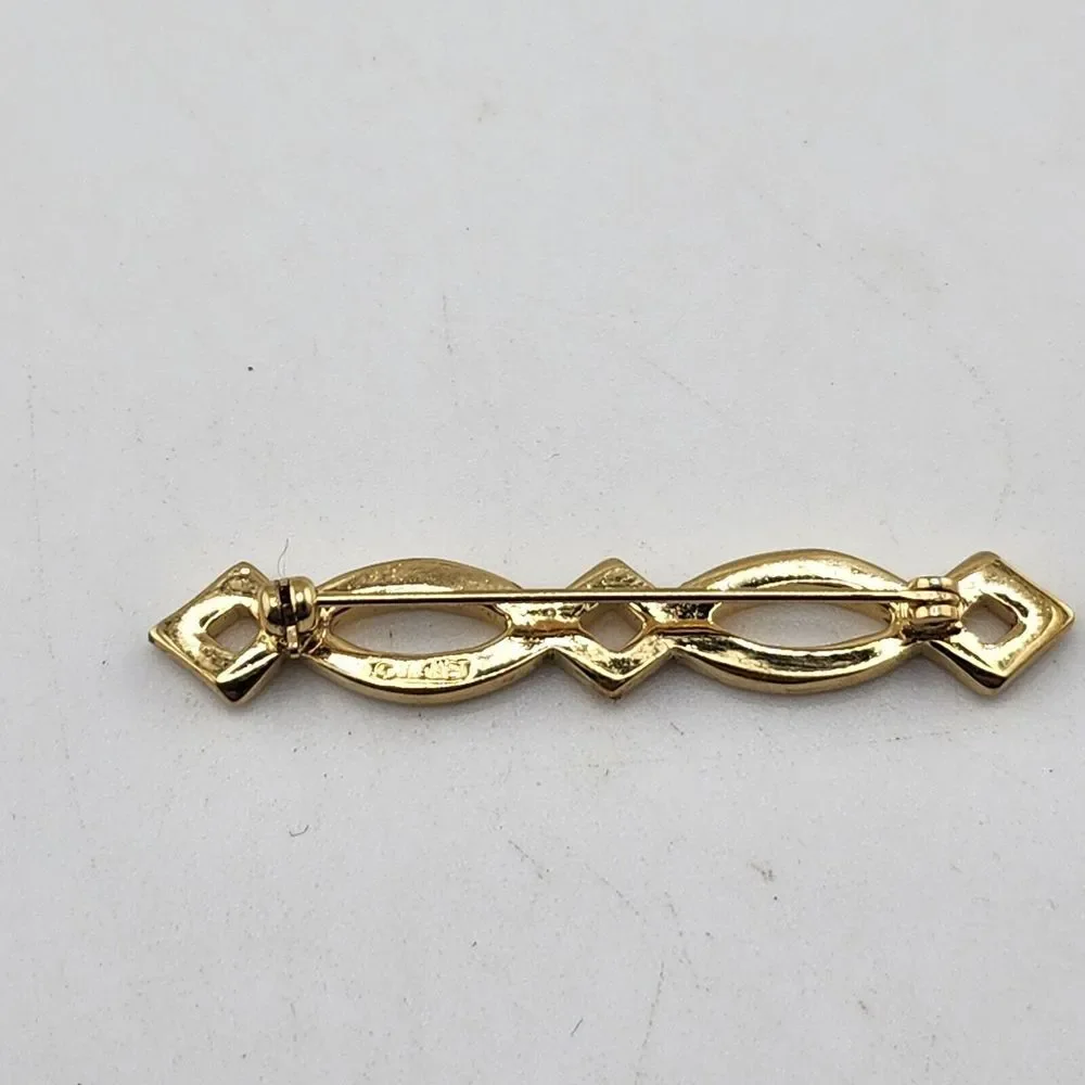 Vintage Monet Gold Tone Bar Brooch‎